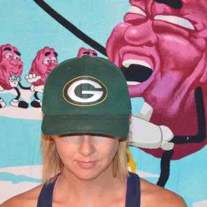 Vintage 1990&#39;s NFL Green Bay Packers Sports Specialties Fitted Hat!!!