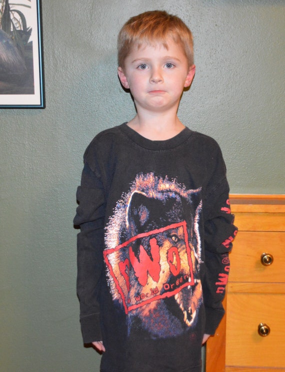 Vintage 1990s WCW Youth Wrestling Shirt!!! 90s NWO Wo… Gem