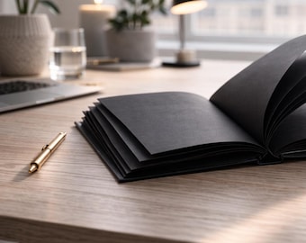 Modern zwart notitieboek met harde kaft, zwarte pagina's voor witte markeringen, strak ontwerp