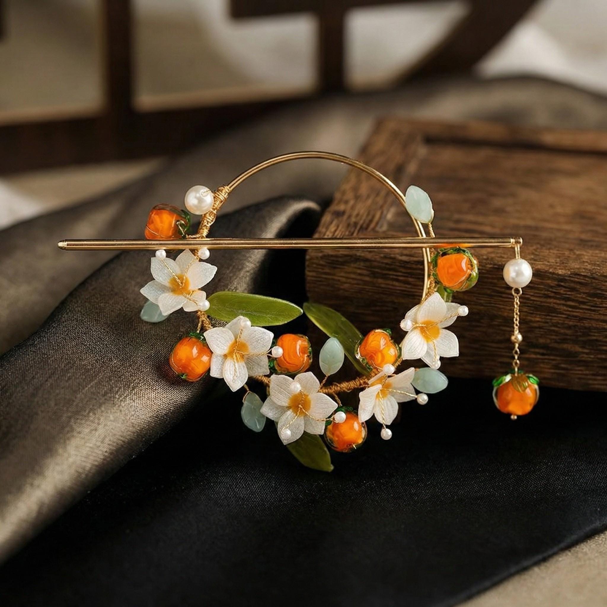 Hair accessory set, green and orange flower ornaments