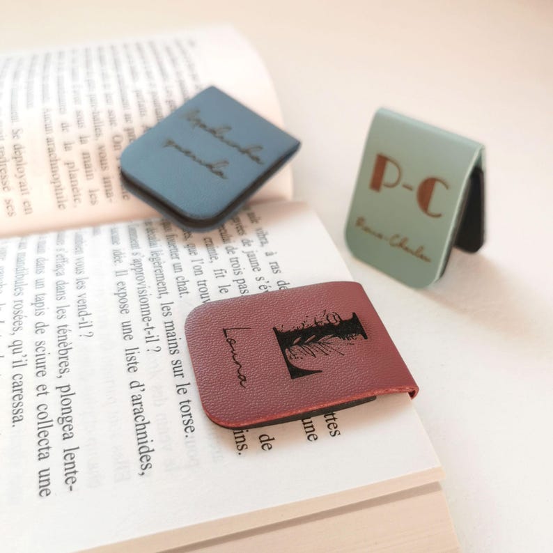 Personalized magnetic bookmark | Engraved initial, first name or message | Gift for readers image 13
