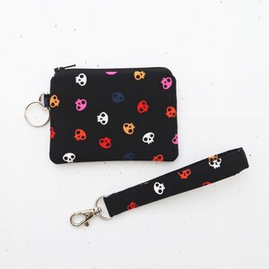 Monedero tipo cartera / Monedero de tela con calaveras / Monedero de tela con cremallera / Ideas de regalos espeluznantes para amigos