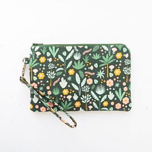Wristlet purse fabric pouch green | Palm leaves floral wristlet wallet for phone | Gift for sister