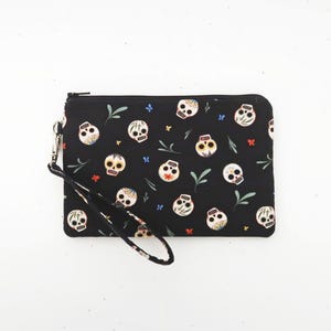 Cell phone wallet wristlet | Sugar skulls wristlet purse in black | Fabric clutch purse for women | Friend gifts birthday
