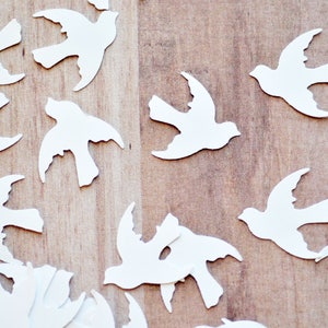 Découpes d'oiseaux - Lot de 50 // Embellissements // Confettis // Oiseaux en papier // Décoration // Éphémères // Scrapbooking // Carnet d'art // Collage