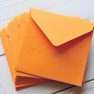 Mini enveloppes - Orange - Lot de 10 // Cartes vierges // Enveloppes pour cartes-cadeaux // Cartes jointes // Mots d'amour // Cartes conseils // Automne