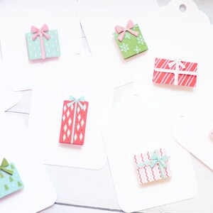 Christmas Packages Gift Tags - Set of 8 // Happy Holiday // Gift Bag Tags // Merry Christmas // Gift Wrapping // Packaging // Hang Tag