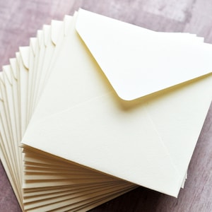 Ivoire - Mini enveloppes - lot de 10 // 5 x 5 cm // Cartes vierges // Cartes pour pièces jointes // Cartes carrées // Mots d'amour // Livre d'or
