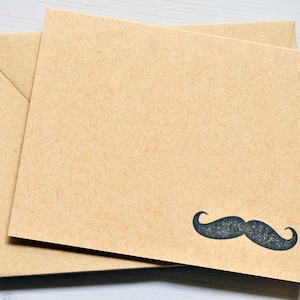 Lot de 4 cartes de correspondance avec moustache//cartes vierges//carte de remerciement//cartes de garçon d'honneur//cartes kraft//juste parce que//je pense à vous