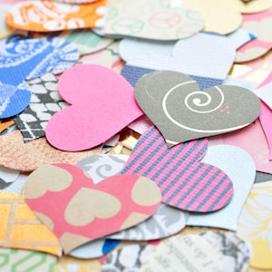 Verschiedene Herzen // Papierherzen // Konfetti // Dekoration // Scrapbooking // Paper Craft // Journals // Verzierung // Ephemera