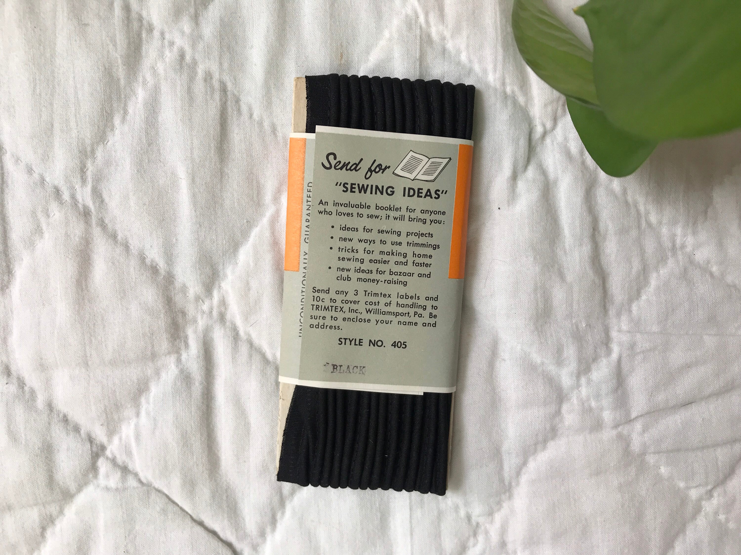 4 yards / 3.65 meters - Vintage Black Piping