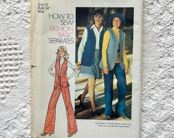 Simplicity 6570: Misses' Vest, Short Skirt and Pants (1974)