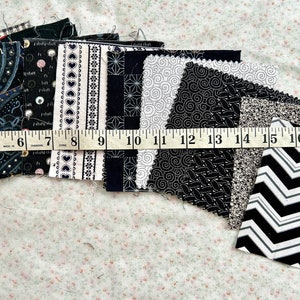 1990's 5 Black and White Accents Quilting Squares 36 pieces image 4