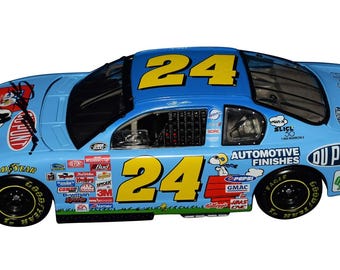 Autographed 2000 Jeff Gordon #24 Dupont Racing - Peanuts Charlie