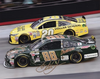 Foto autografata 2015 di Dale Earnhardt Jr. #88 Mountain Dew Racing DEWSHINE (gara di Bristol), rara, formato 8 x 10 pollici, con certificato di autenticità.