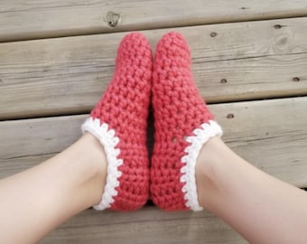 Crochet Slipper Pattern | Easy Bulky Yarn House Shoes (PDF Pattern)