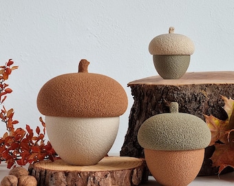 Pote decorativo em formato de bolota, peça rústica para decoração de casa, ornamento com textura natural.