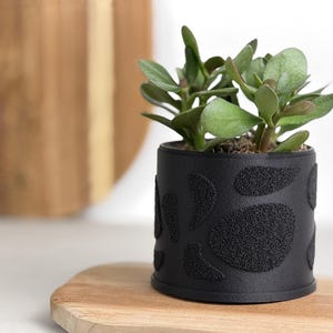 Black Textured Planter – Modern Indoor Plant Pot 10cm 13cm 15cm, Minimalist Desk Decor