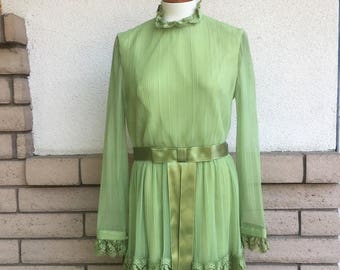 SALE Vintage 60s Lace Dress Green High Waist Dress Miss Elliette Dress Size Medium