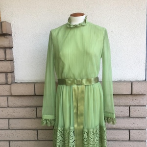 SALE Vintage 60s Lace Dress Green High Waist Dress Miss Elliette Dress Size Medium