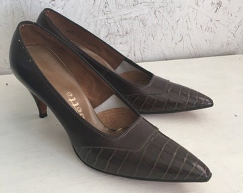 Vintage 60s Brown Calf Leather High Heels, Size 8AA, Deadstock