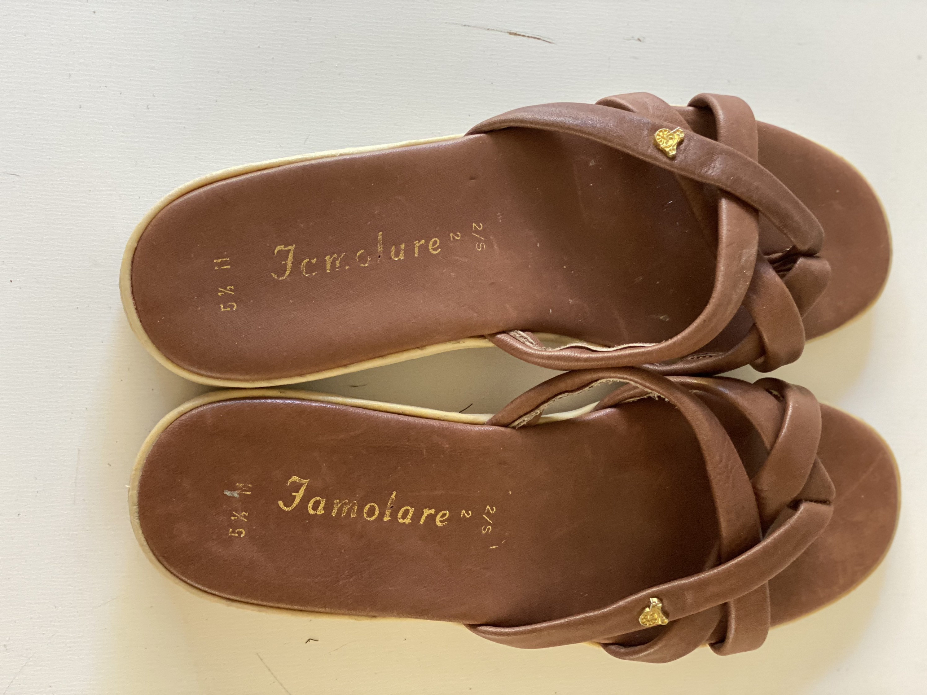 Vintage NOS 70s Famolare Sandals Leather Wave There Wavy