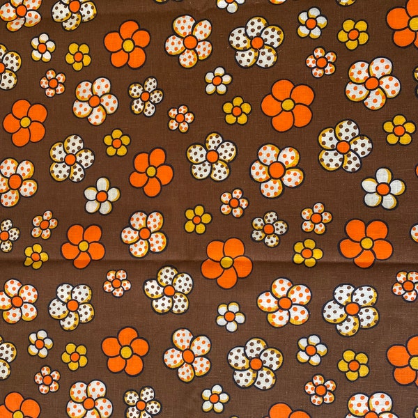 Vintage 60s 70s Mod Floral Fabric Flower Power Cotton Retro Material 2 1/2 yds