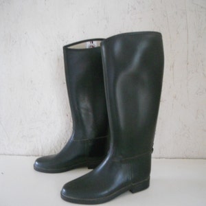 Vintage Women's Black Rubber Riding Boots . Equestrian Boots . Wellies Tiny Fit Size 34 US 4-5 image 2