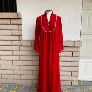 70s 80s Red Velour Robe with Floral Trim Open Neckline Loungewear House Dress House Coat Pajama Dress Size Small