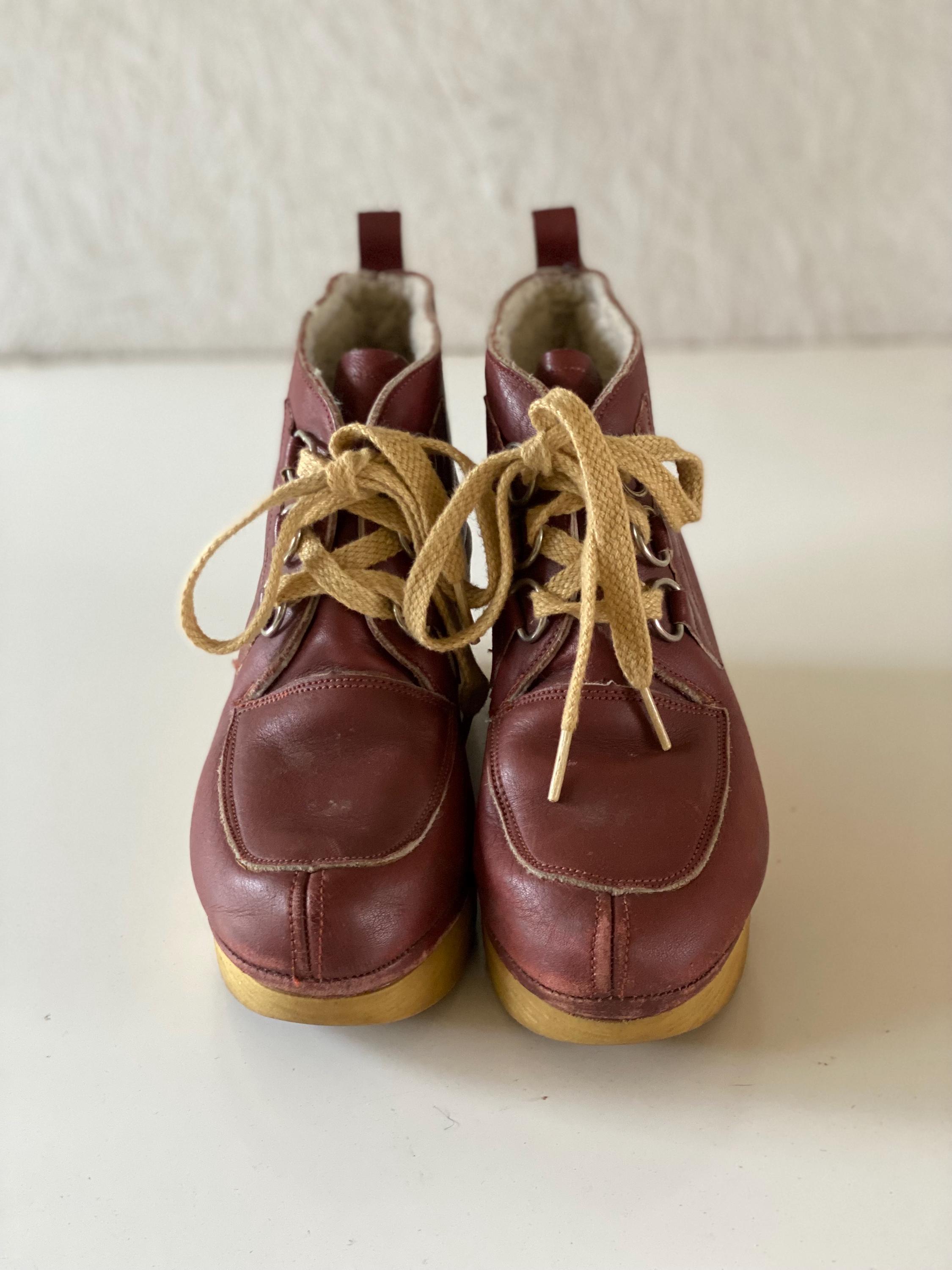 Vintage 80s Cherokee Leather Brown Red Oxblood Shearling Wedge