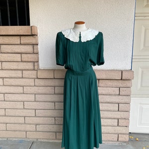 80s Evergreen Maxi Dress // Collared Holiday Dress // 80s Does 40s Dress // Fitted Button Back Dress by Karin Stevens Size Medium
