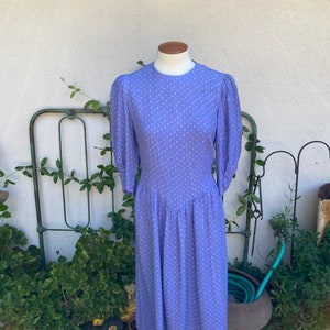 90s NWT Lavender Floral Dress Rayon Tie Back Dress with Pockets Midi Karin Stevens by Steven Stoller Size 12