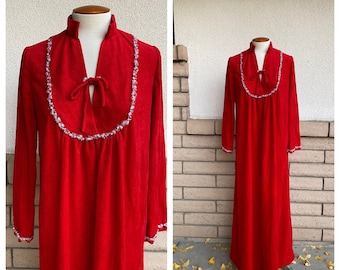 70s 80s Red Velour Robe with Floral Trim Open Neckline Loungewear House Dress House Coat Pajama Dress Size Small