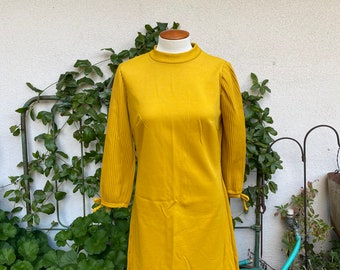 60s Mod Mustard Midi Dress Knife Pleat Sleeves Mandarin Collar Tapered Day Dress Size S-M