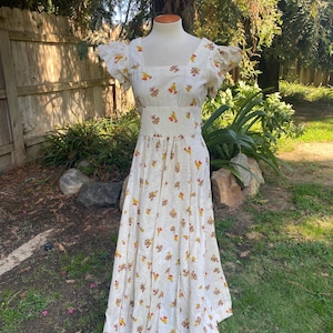 Vintage 70s Prairie Maxi Dress Boy Girl Hippie Floral Print Tan Square Neckline Flippy Sleeves Tie Back Size Small to Medium