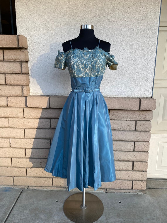 Vintage 1940s Party Fit and Flare Crinoline Dress… - image 2