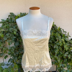 Vintage 80s Warners Whimsies Sand Tone Beige Lace Camisole Size 34
