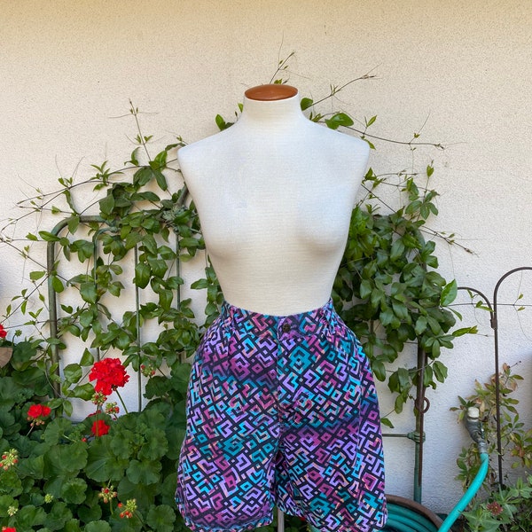 80s 90s Hobie Geometric Print Pleated Shorts Purple Teal Black Cotton High Waist Mom Shorts Size M-L Waist 32