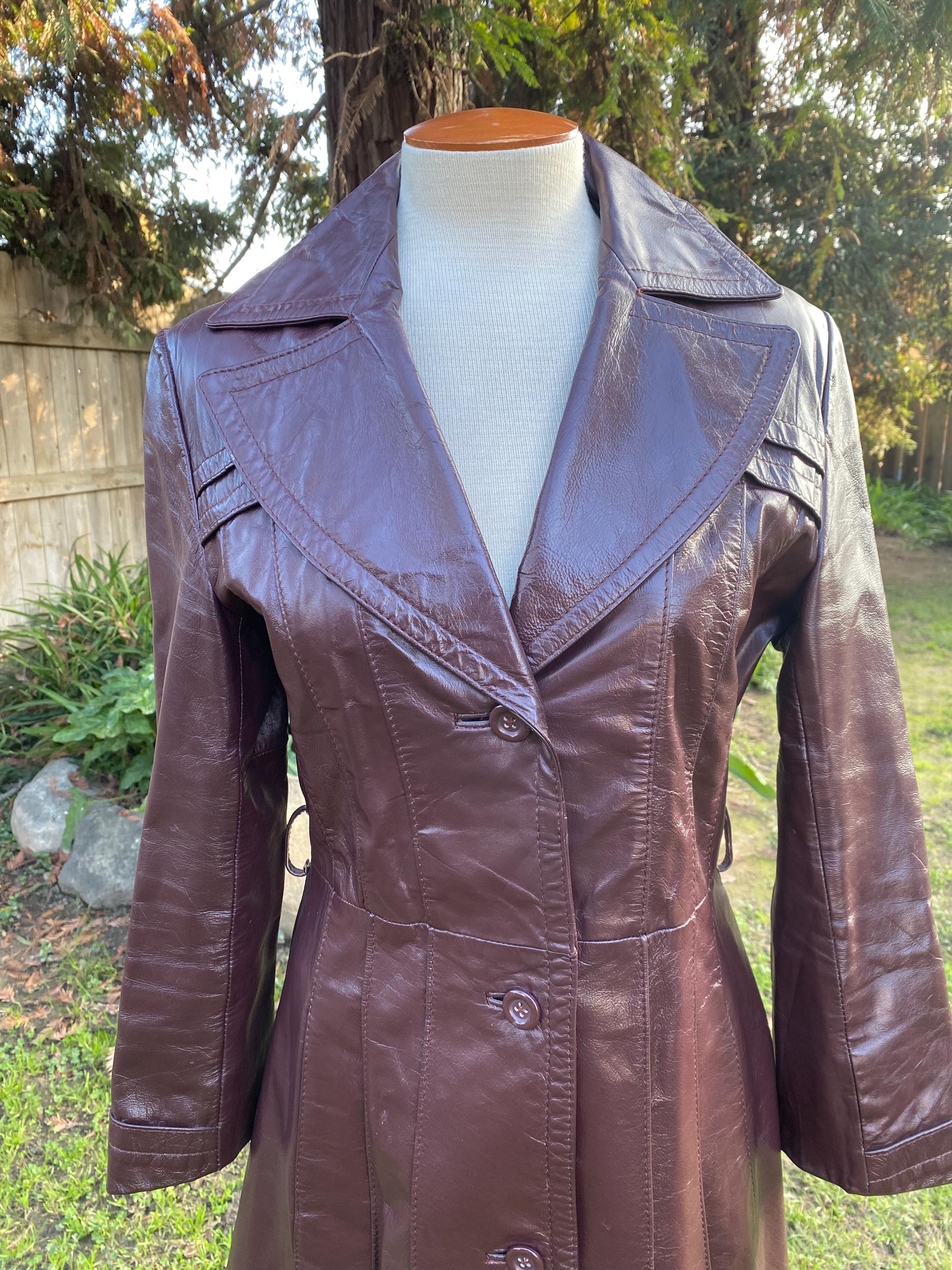 Vintage 70s Wilsons Fitted Leather Trench Coat With Pintuck Pleats