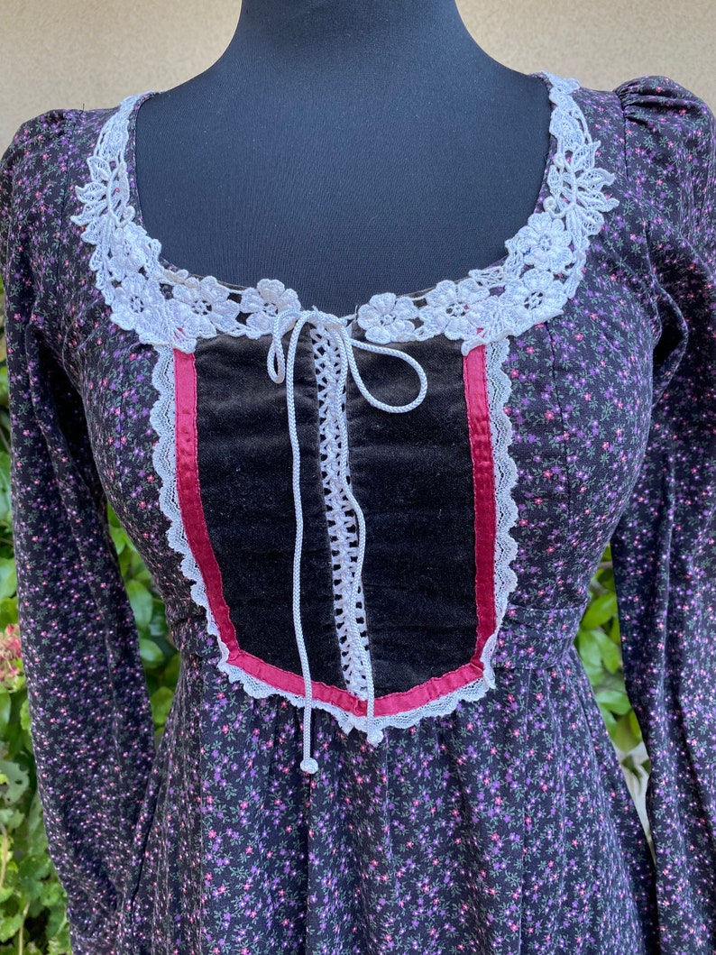 Vintage 70s Calico Gunne Sax Dress Corset Velvet Purple Pockets Midi ...