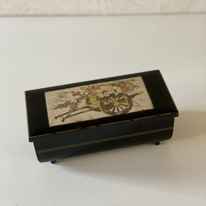 Vintage Floral Lacquer Musical Jewelry Box Black Rose Gold Flower Cart Small Rectangular Wooden Trinket Box Lara’s Theme Dr Zhivago