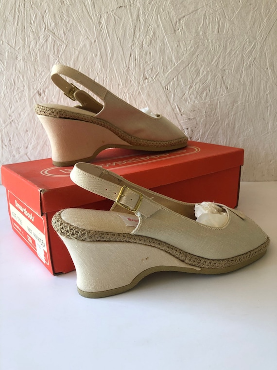 Vintage UNWORN Beige Linen Espadrilles Deadstock … - image 1