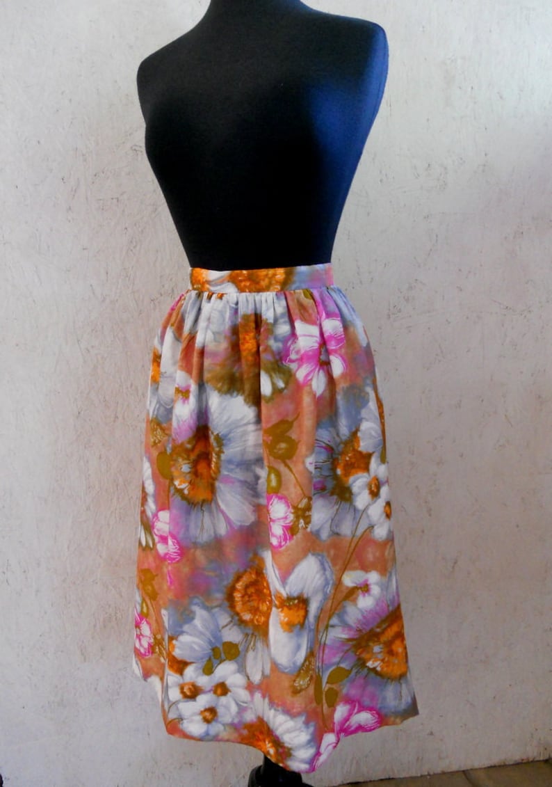 SALE Vintage High Waist Skirt, 1980s Gathered Skirt, Floral Skirt, Summer Watercolor Print Waist 26-27 image 1