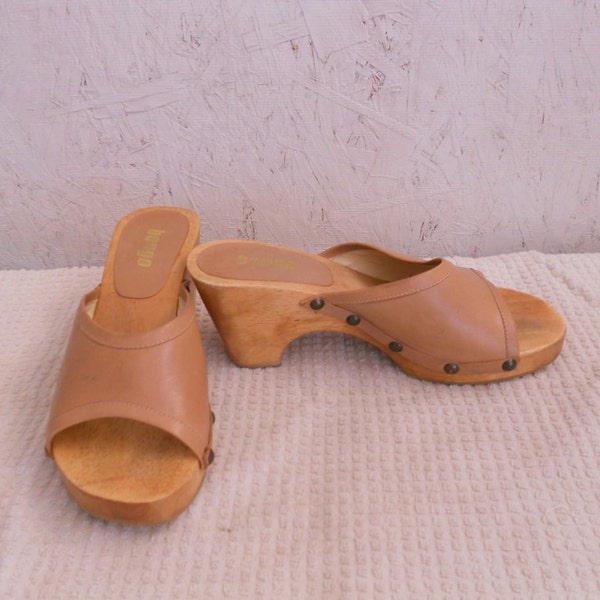 70s BRAZILIAN Leather Sandals . Bongo Mules Clogs Size 7