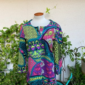 Vintage 70s Psychedelic Micro Mini Dress Purple Pink Lime Floral Mod A-line Twiggy Long Sleeve Small-Medium
