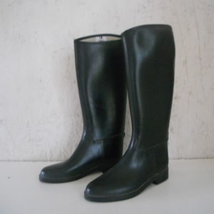 Vintage Women&#39;s Black Rubber Riding Boots . Equestrian Boots . Wellies Tiny Fit Size 34 US 4-5