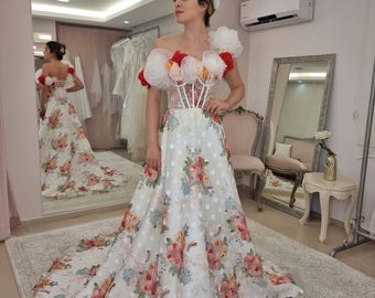 Vestido de novia de organza floral / Rosas 3D hechas a mano, espalda estilo corsé (EU 36)