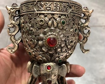 Hand geschnitztes Kupfer versilbert Drei Elefanten Fuß Drachen Ohr Statue Wein Tasse Ornament, Teezeremonie Ornamente
