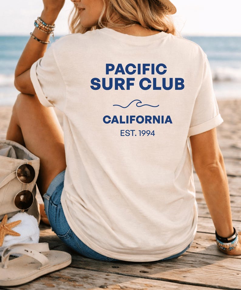 Camiseta Pacific Surf Club, Comfort Colors 1717 color marfil, camiseta de surf de California, estampado frontal y trasero, camiseta gráfica de surf vintage, camiseta de playa. imagen 2