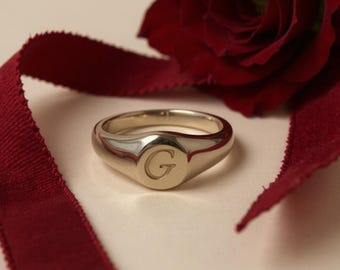 Initial Signet Ring, Letter Customized Ring, Initial Personalized Ring, Initial Keepsake Ring, Letter Wedding Ring, Letter Bridesmaid Ring